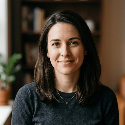 Riley Cross, lifestyle and fashion writer at JustGetWise